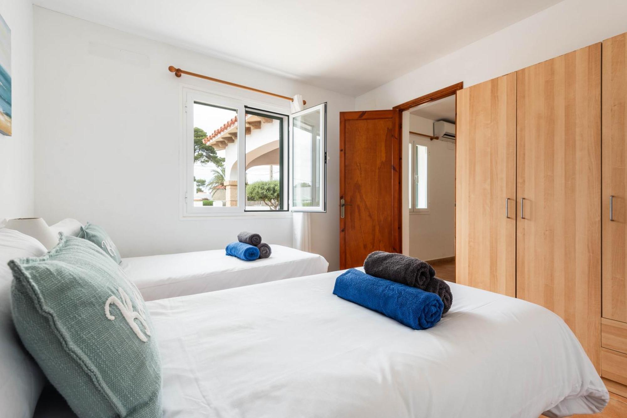 Villa Binisaret I Cala Blanca  Esterno foto